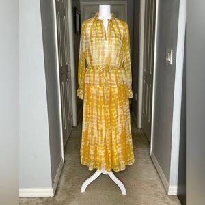 Yellow skirt and blouse